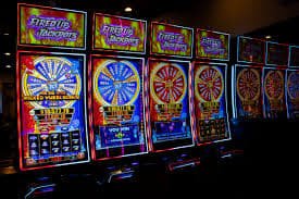 Slot game mechanics and random number generation explained